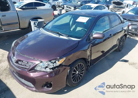 2013 Toyota Corolla Le Special Edition z USA, uszkodzony, nr VIN 2T1BU4EE3DC095240